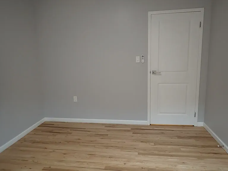 982 Dumont Ave #2 — Photo 11