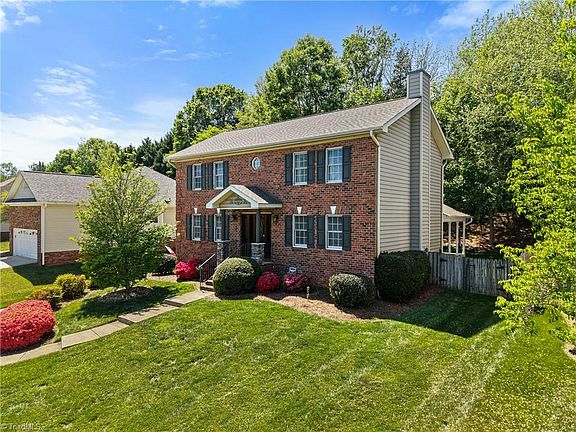 2nd image of 4450 Greenfield Way Dr