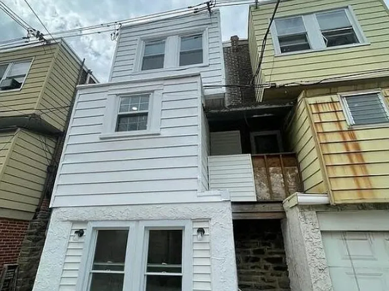 1309 W Wingohocking St — Photo 10