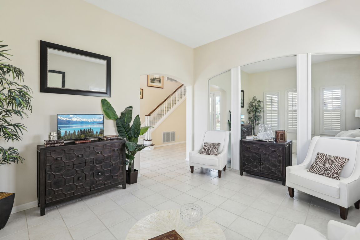 Quails Landing Ave-018