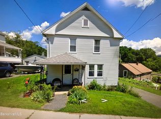 20 Summer St, Lee, MA 01238