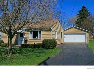 10 Plymouth Ave, Franklinville, NY 14737