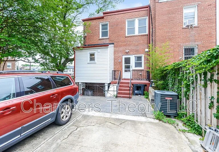 5201 2nd St NW #A — Photo 48