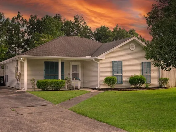 170 S Cherrywood Ln, Pearl River, LA 70452