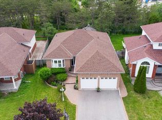 311 Niagara Dr, Oshawa, ON L1G8A8