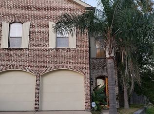 322 Edinburgh St, Metairie, LA 70001