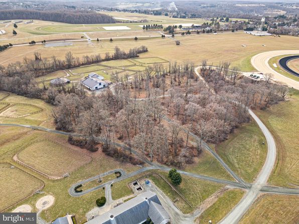 672 Training Center Dr, Elkton, MD 21921