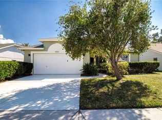 9590 Knightsbridge Cir, Sarasota, FL 34238