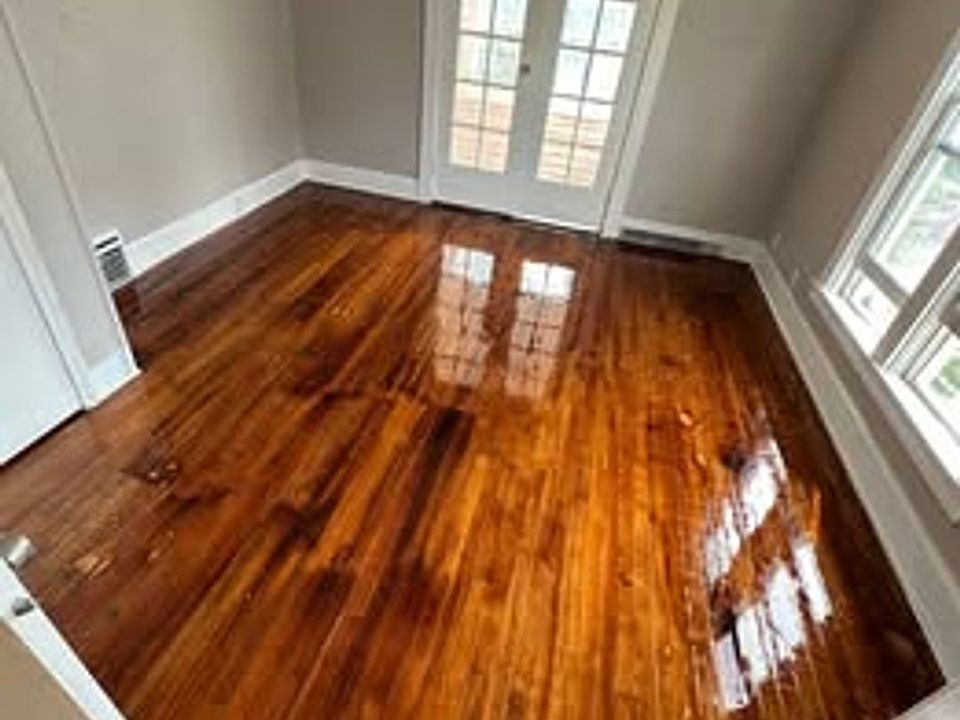 2nd image of 3140 16th Ave S APT 2
