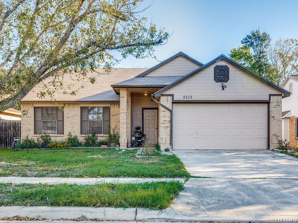 1st image of 2612 Cedar