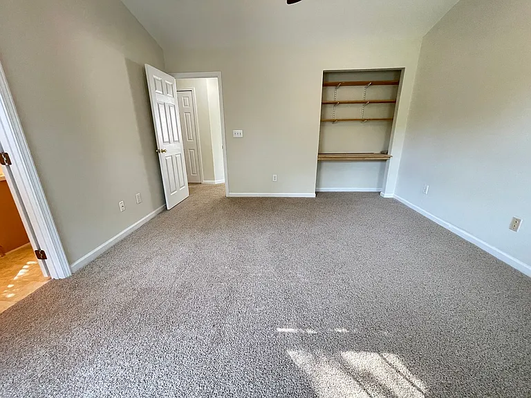 606 Ascott Way — Photo 30