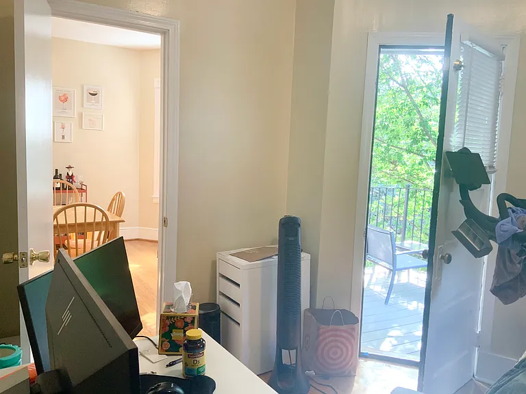 10 Victoria St #2 — Photo 16