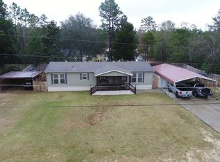 79 E Crocus Ave, Defuniak Springs, FL 32433