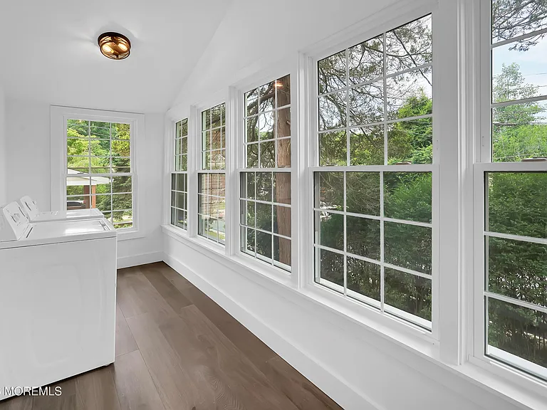 105 Owens Ave — Photo 15