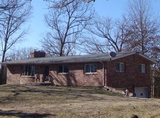 3752 Ridge Rd, New Bloomfield, MO 65063