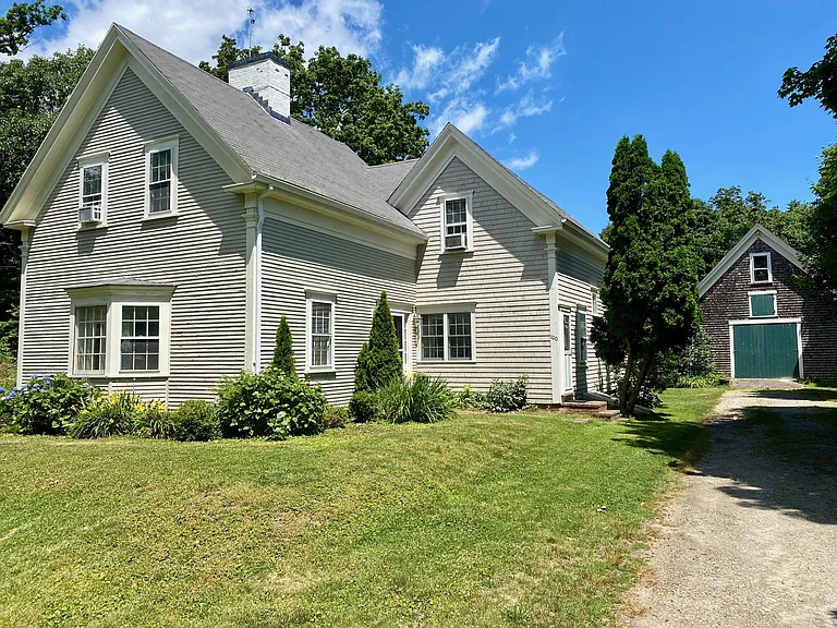 100 Powder Point Ave — Photo 1