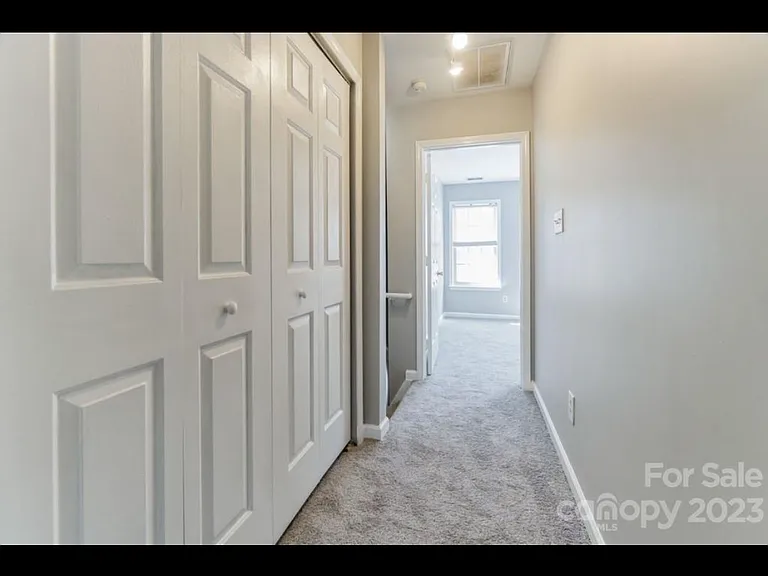 7811 Lennoxshire Ln — Photo 12