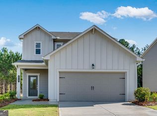 215 Groveton Ct, Euharlee, GA 30145