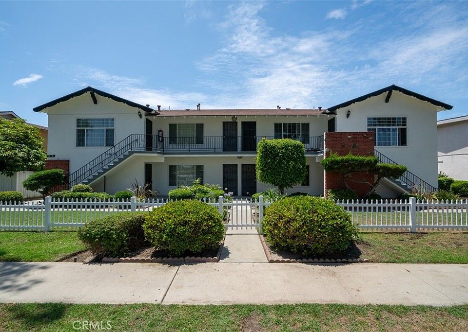 1st image of 12581 Kensington Ln