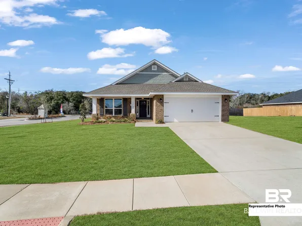 635 Mayflower Dr, Foley, AL 36535