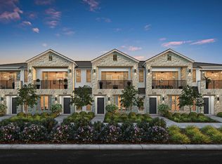 576 N Cindy Ln, Clovis, CA 93611