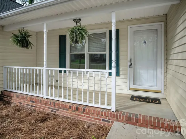 123 General Pemberton St, Stanley, NC 28164