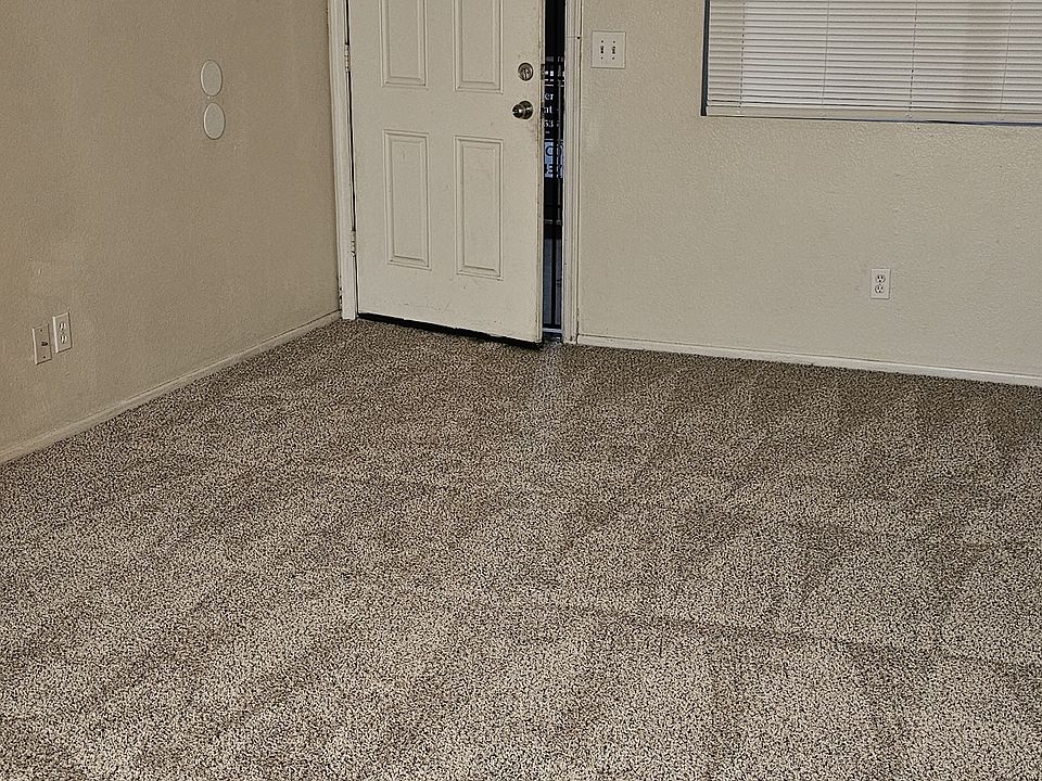 1st image of 2745 N Salem #201