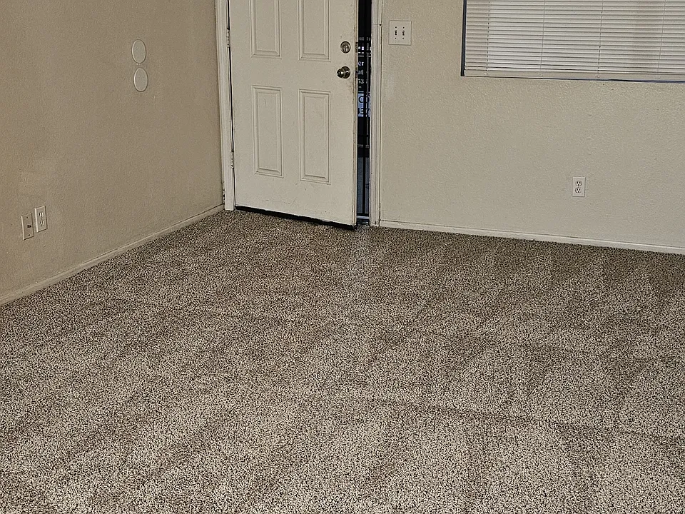 2745 N Salem #201