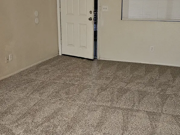 2745 N Salem #201, Mesa, AZ 85215