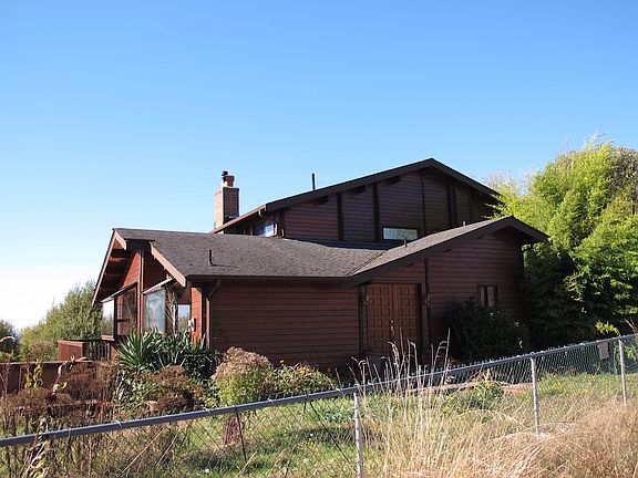2nd image of 87 Chambers Ct