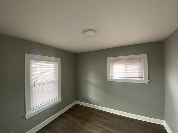 5th image of 4911 E 108th St #2