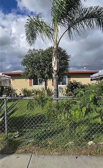 1095 E Nocta St #C — Photo 30