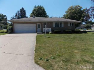 409 N Jefferson St, Roanoke, IL
