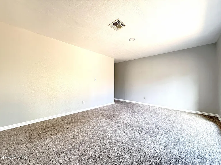 10405 Ashwood Dr #A — Photo 35