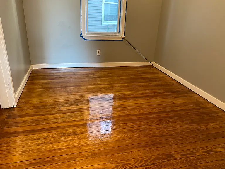 13 Hall St #3 — Photo 2