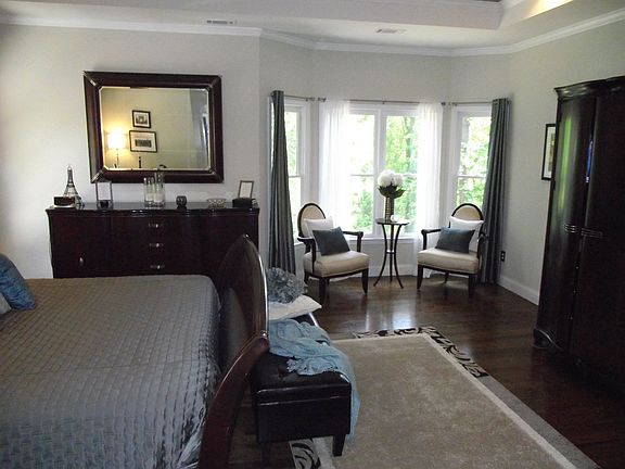 Master Bedroom Sitting Area