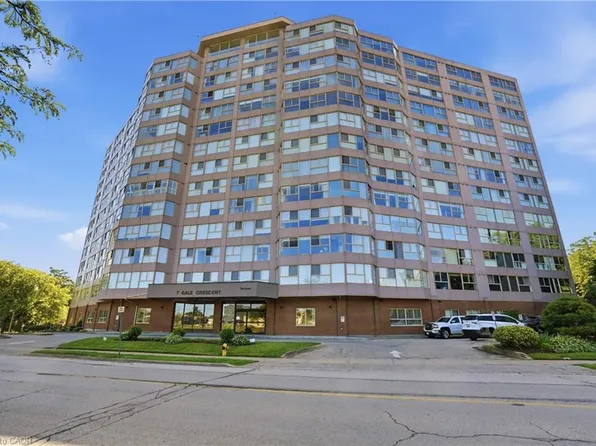 7 Gale Cres #B3, Saint Catharines, ON L2R 7M8