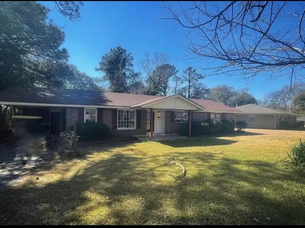 239 Marian Dr, Prattville, AL 36066