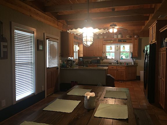 Large Open Country Kitchen 
