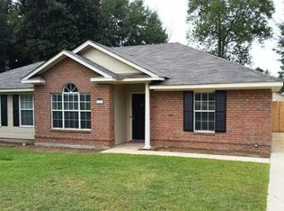 3298 Browns Rd, Millbrook, AL 36054