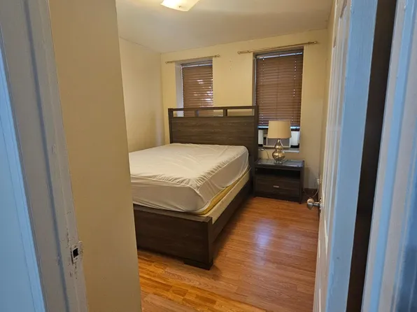 9 Vroom Street image 9 of 17