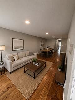 4th image of 347 Palisade Ave #1