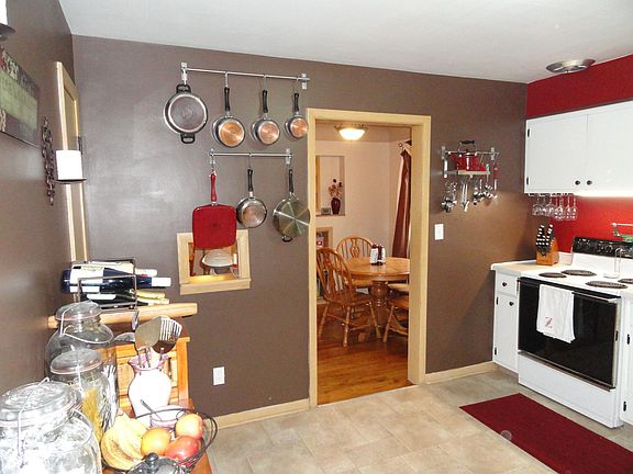 Spacious Kitchen