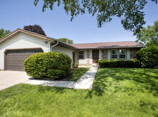 1258 Market Pl, Waukesha, WI 53189