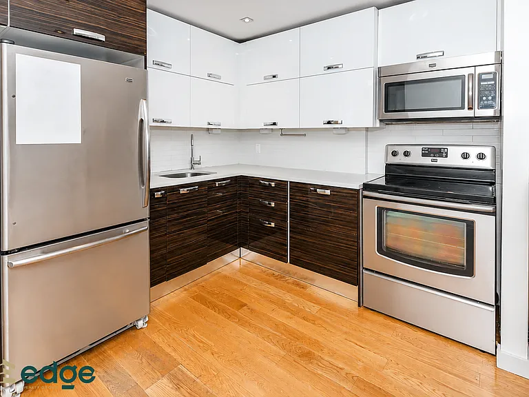 392 Saint Marks Ave #1A — Photo 3