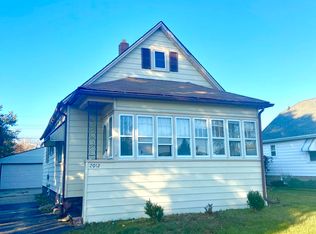 2012 29th St, Kenosha, WI 53140