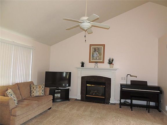 4th image of 140 Arlington Park