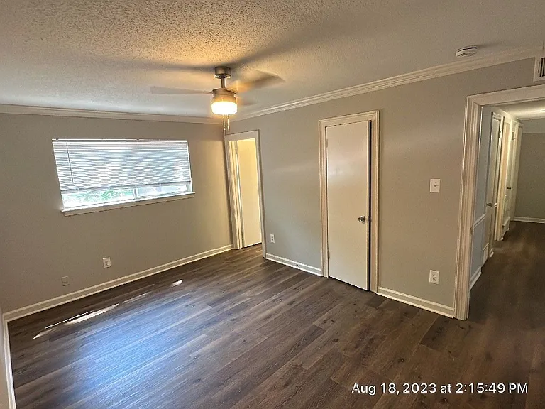 U of M Area - Southernwood Apartments — Photo 42