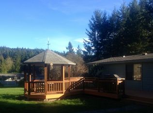 17515 Noll Rd NE, Poulsbo, WA 98370