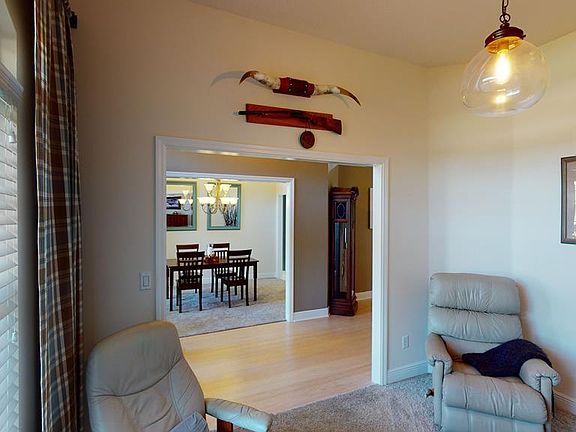 5th image of 77 Palmwood Dr